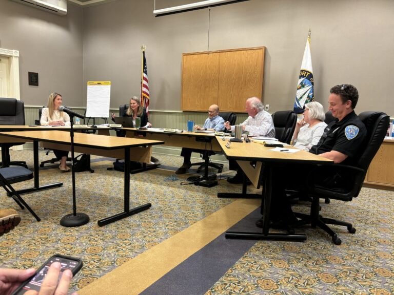 Oxford Commissioners Discuss Free Speech And Incomplete Strand Project